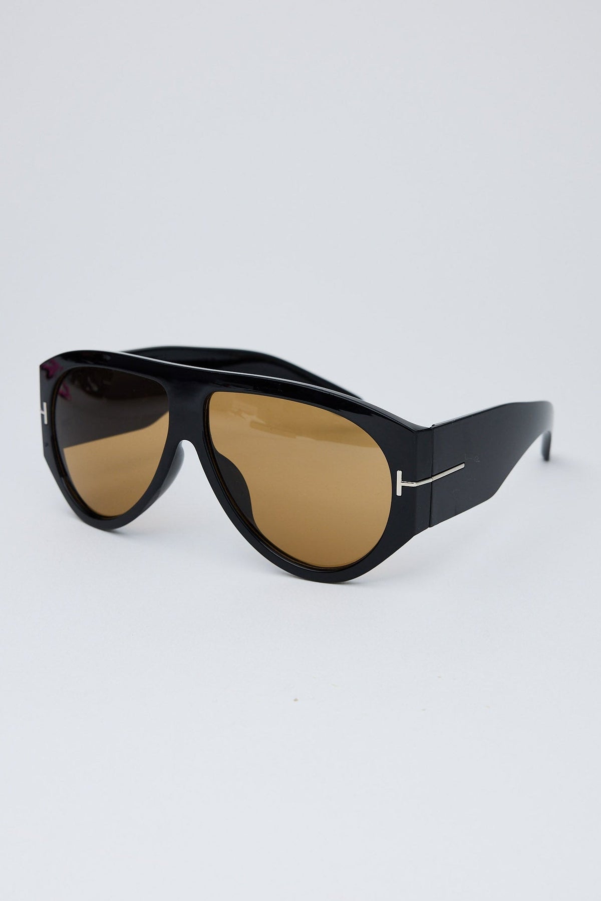 Alternate view of Black Paparazzi Sunglasses on white background