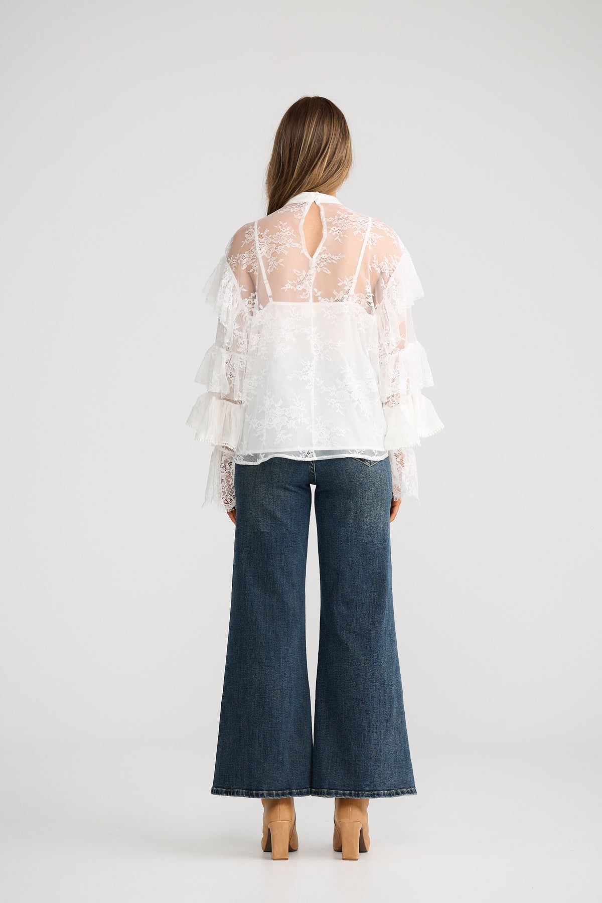 Clairo Frill Blouse-Off White
