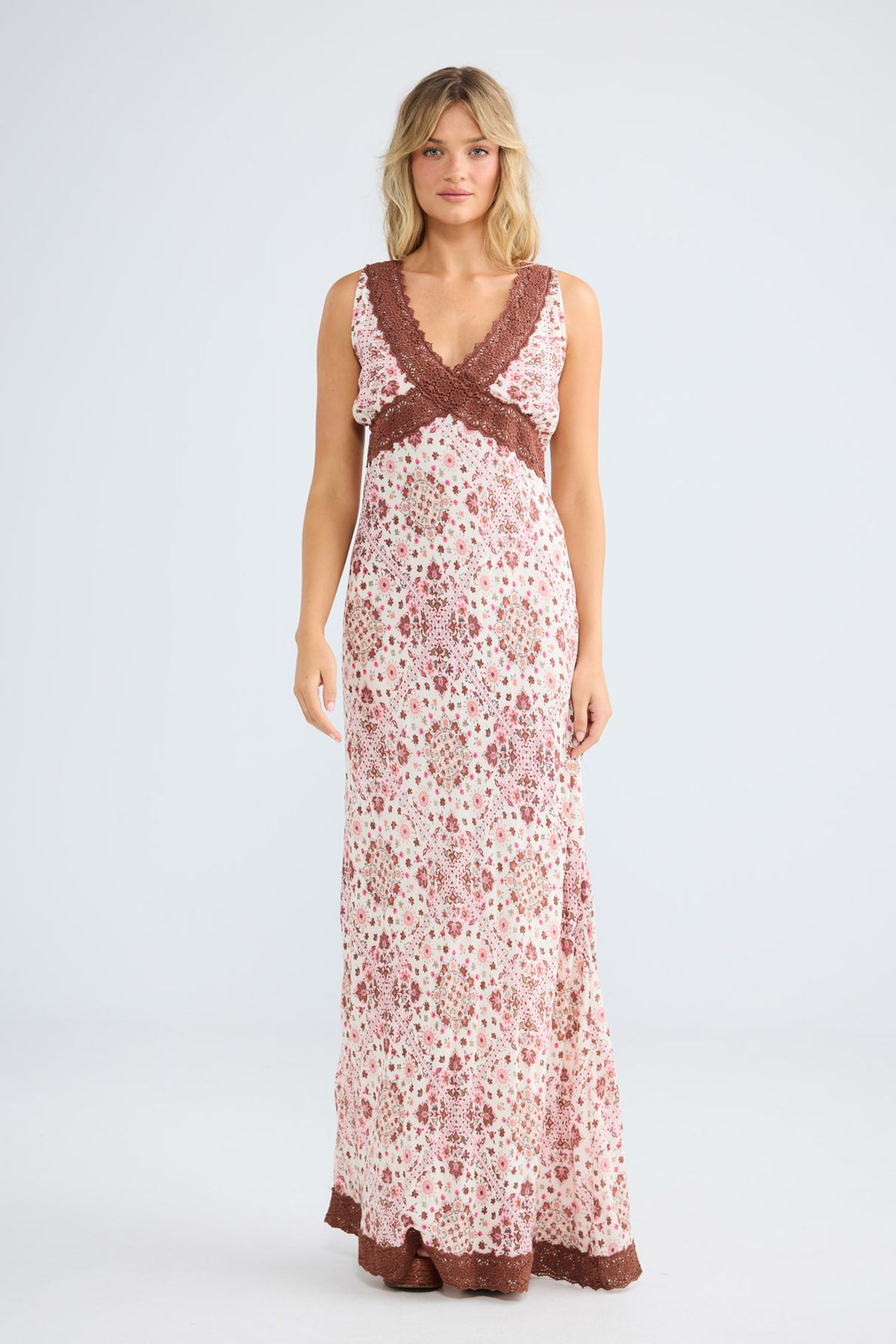 Luca Dress in chai floral — additional view 4.