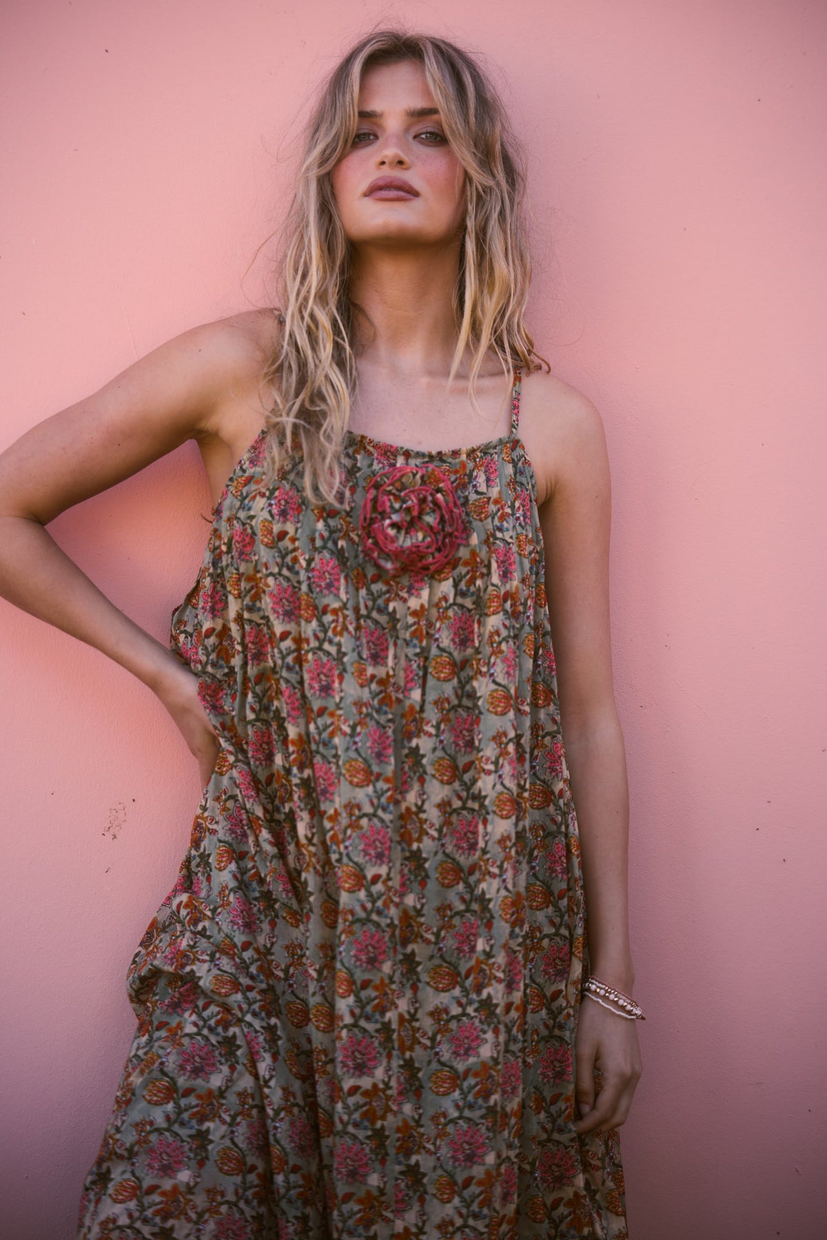 Noema Dress in green meadow — additional view 5.