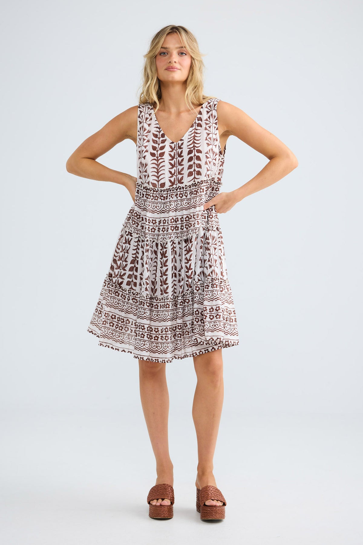 Lucky Charm Dress in chocolate paro — additional view 2.