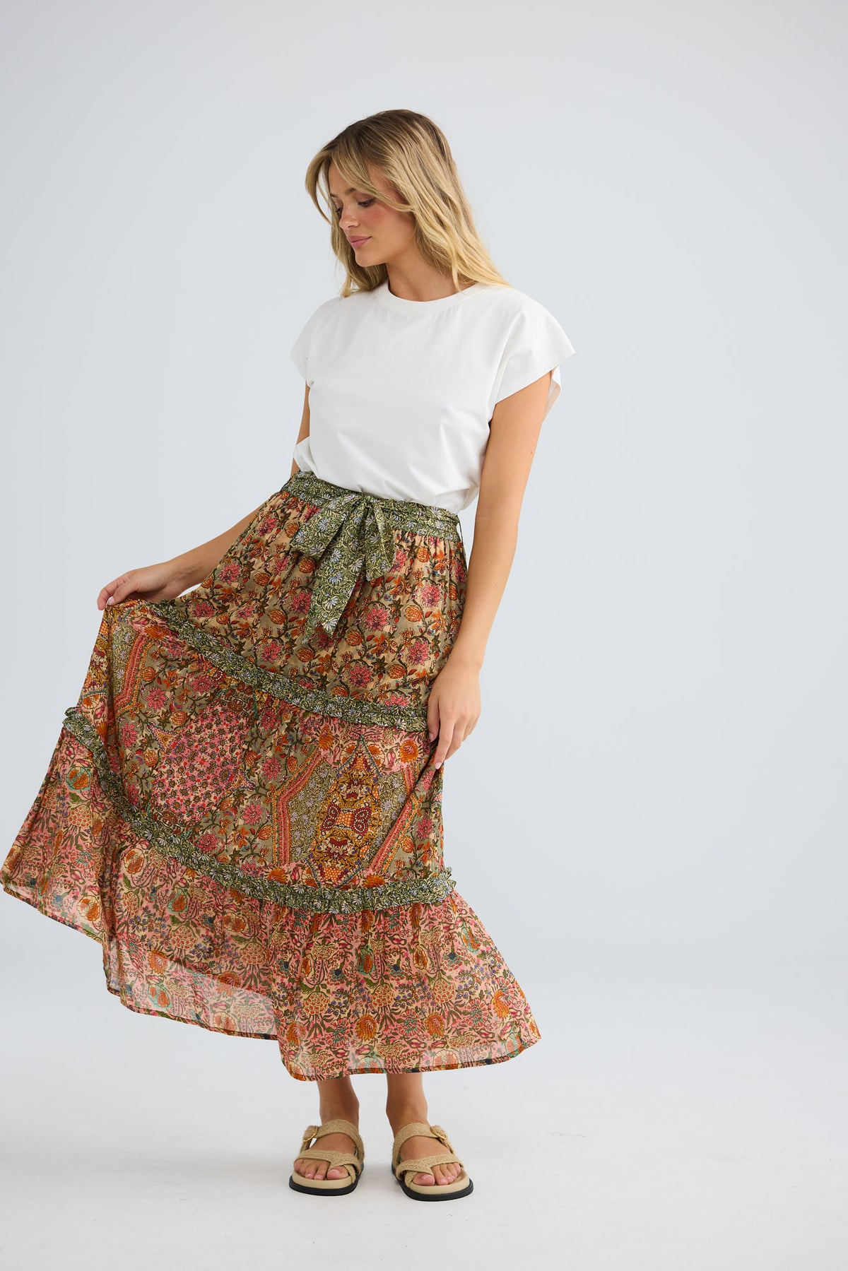 Juniper Skirt in meadow weave — additional view.